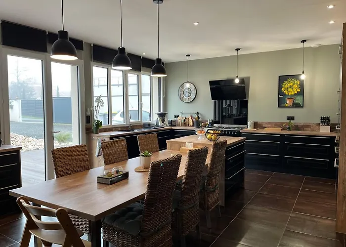 Prázdninový dům Le Paddock - 24h Le Mans - Luxueuse - 250m2 - 8 Pers - Circuit A 10 Min Changé